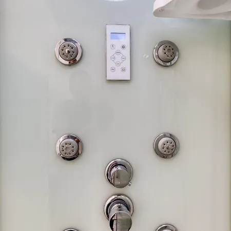Apartment L'emeraude - Disney, Paris & Rer A 5 Min