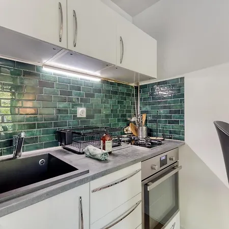 L'emeraude - Disney, Paris & Rer A 5 Min Apartment